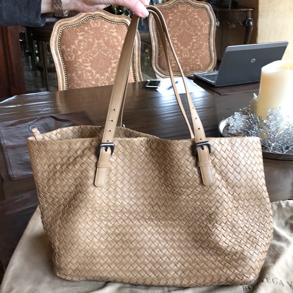 Bottega Tote handbag